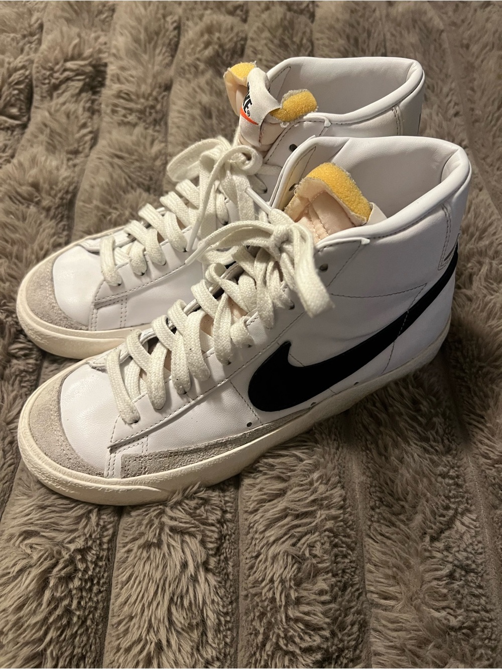 Nike Blazer Mid ‘77 Sneakers